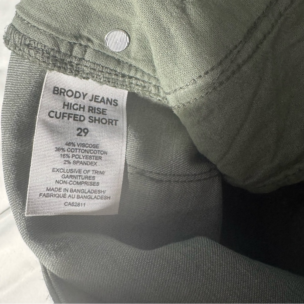 Bootlegger Brody Jeans Shorts -2 Pairs (1 NWT) High Waisted Cuffed Size 29 - Picture 3 of 12